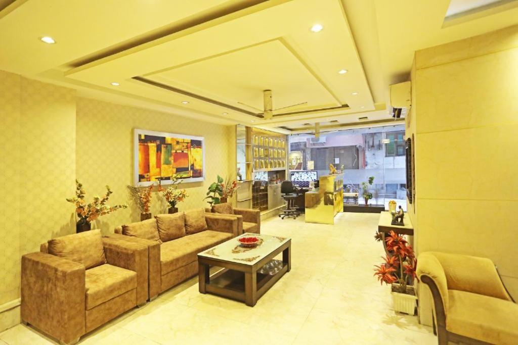 Hotel Happy Plaza